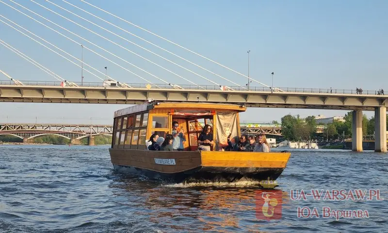 Безкоштовні прогулянки на човні по Віслі у Варшаві